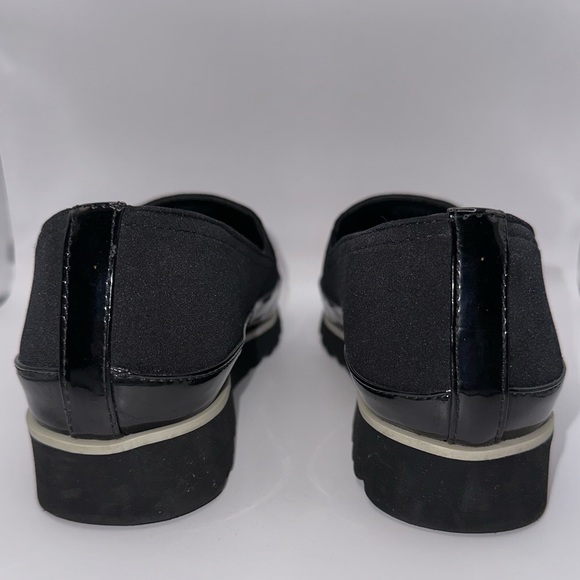 Donald J. Pliner Conner Loafer - Picture 4 of 13